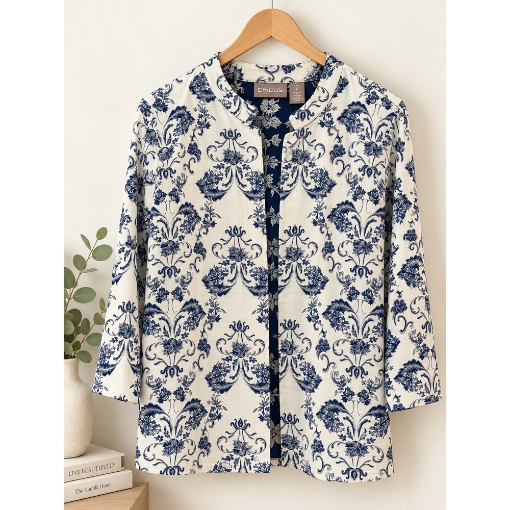 Chico's Size 2 L White Navy Blue Damask Floral Open Front Mandarin Topper Jacket